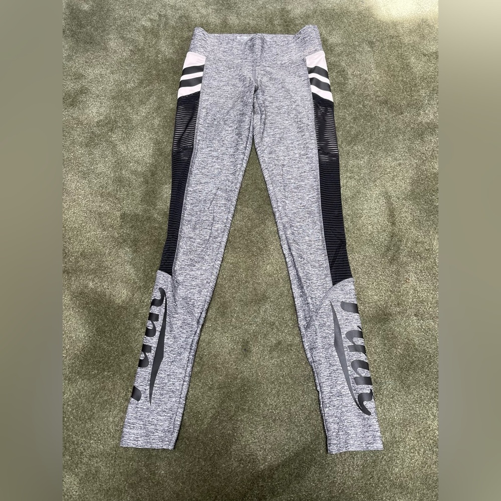 PINK Victoria’s Secret “Ultimate” Leggings